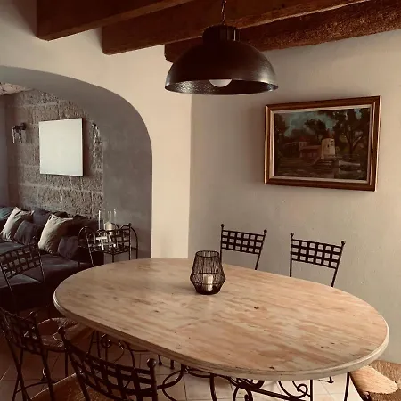 Maison De Village Provencal * Vallabregues