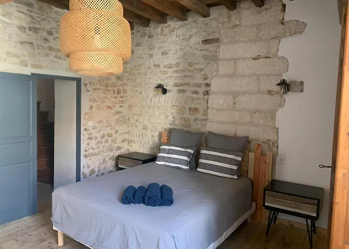 Maison De Village Provençal * Vallabrègues